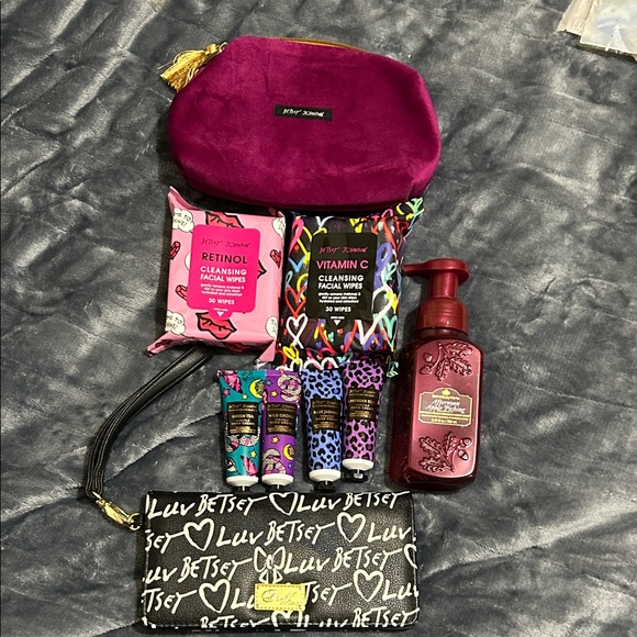 Betsey Johnson Handbags - Betsey Johnson White and Black Cosmetic Collection